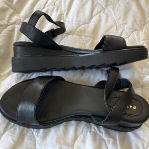 Patina by Portland Leather Soho Black Wedge Sandals Size 9.5